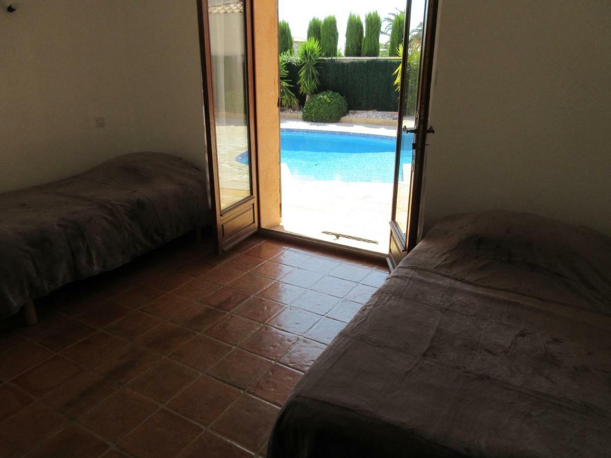 Villa Spacieuse, Climatisation, Piscine, Jardin Paysage, Proche Mer Saint-Cyr-sur-Mer Exterior photo